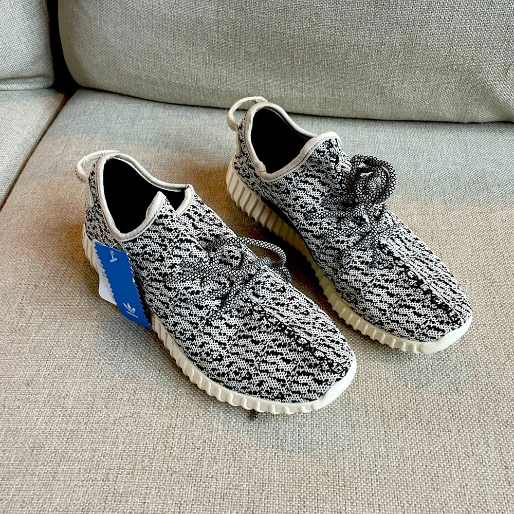 Yeezy Adidas Boost size 8.5